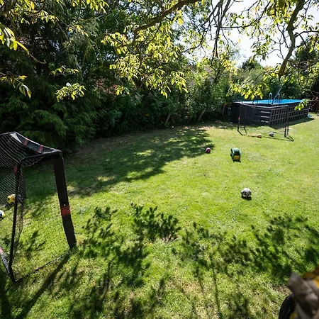 Pensjonat Malwa Z Basenem *