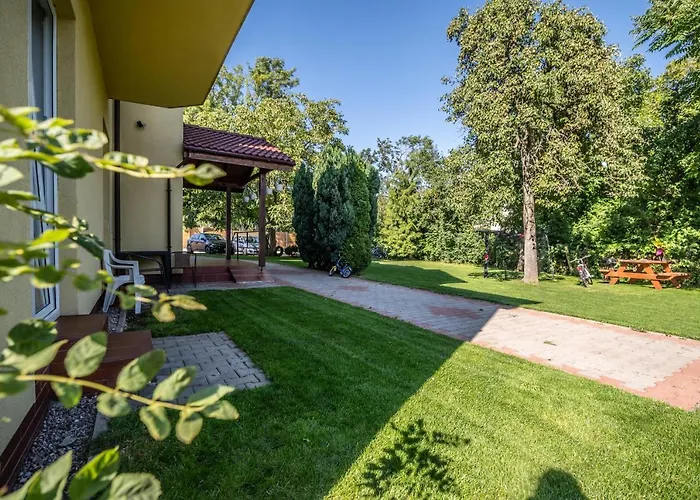 Pansiyon Pensjonat Malwa Z Basenem Niechorze