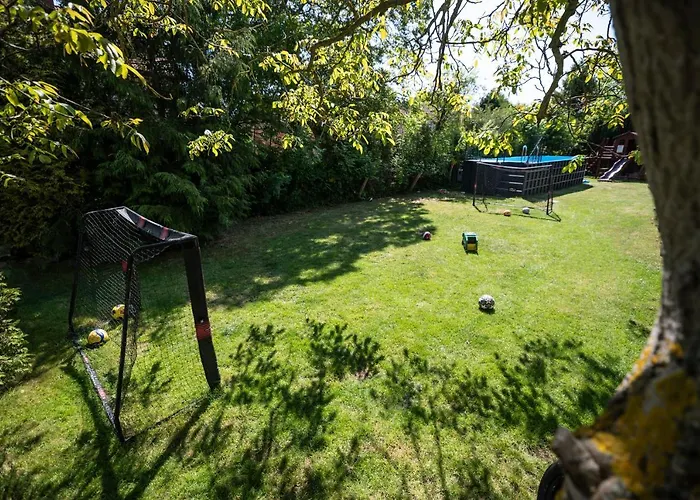 Pensjonat Malwa Z Basenem *